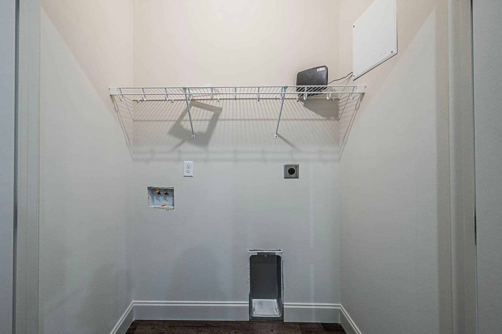 Franklin Apartment: 813 W. Madison St