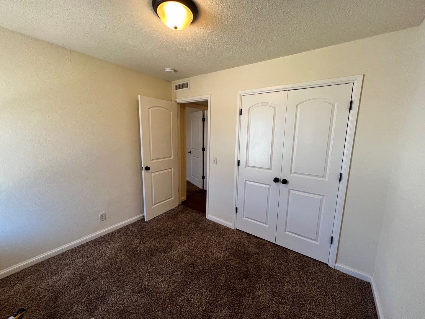 El Reno Apartment: 801 N. Willie Miner Ave.