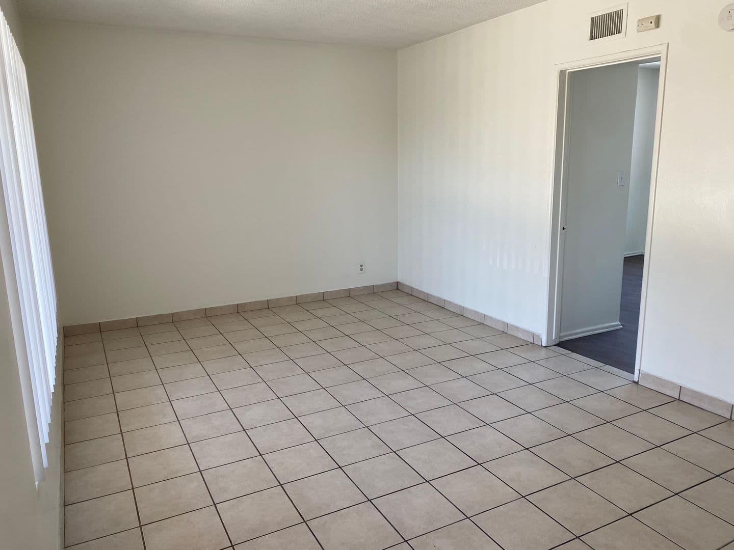 Anaheim Apartment: 701 Northgate