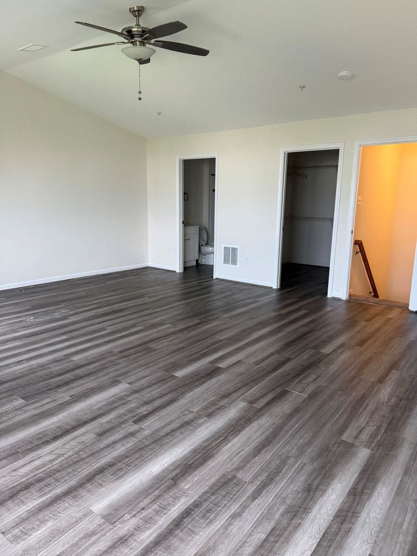 Frederick Townhome: 5704 Duke Ct.