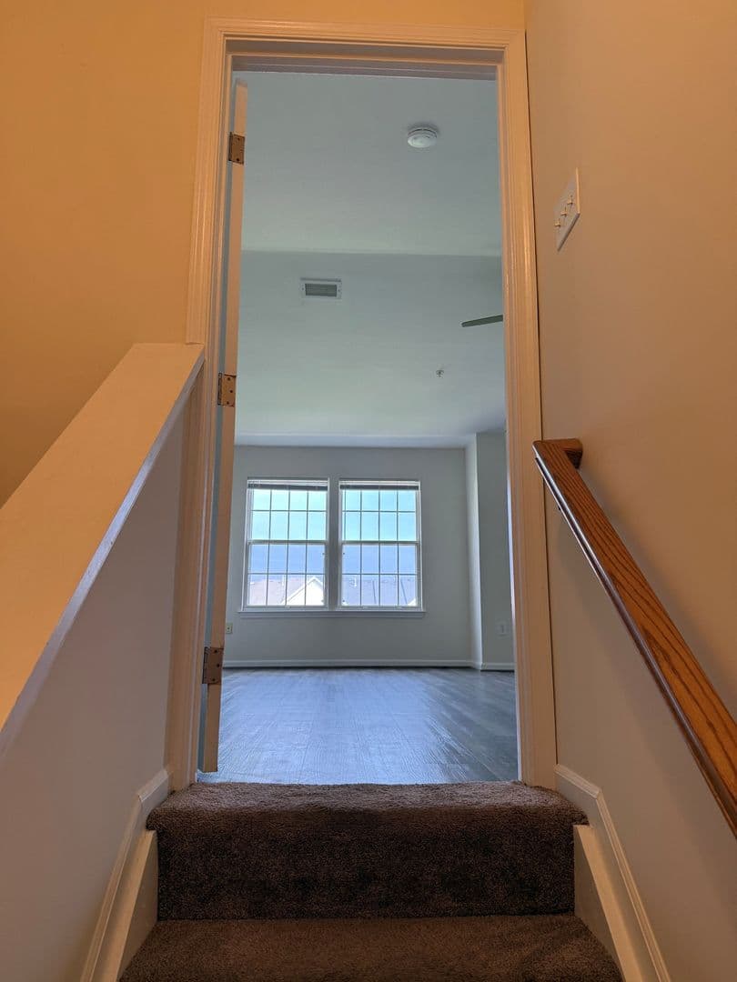 Frederick Townhome: 5704 Duke Ct.