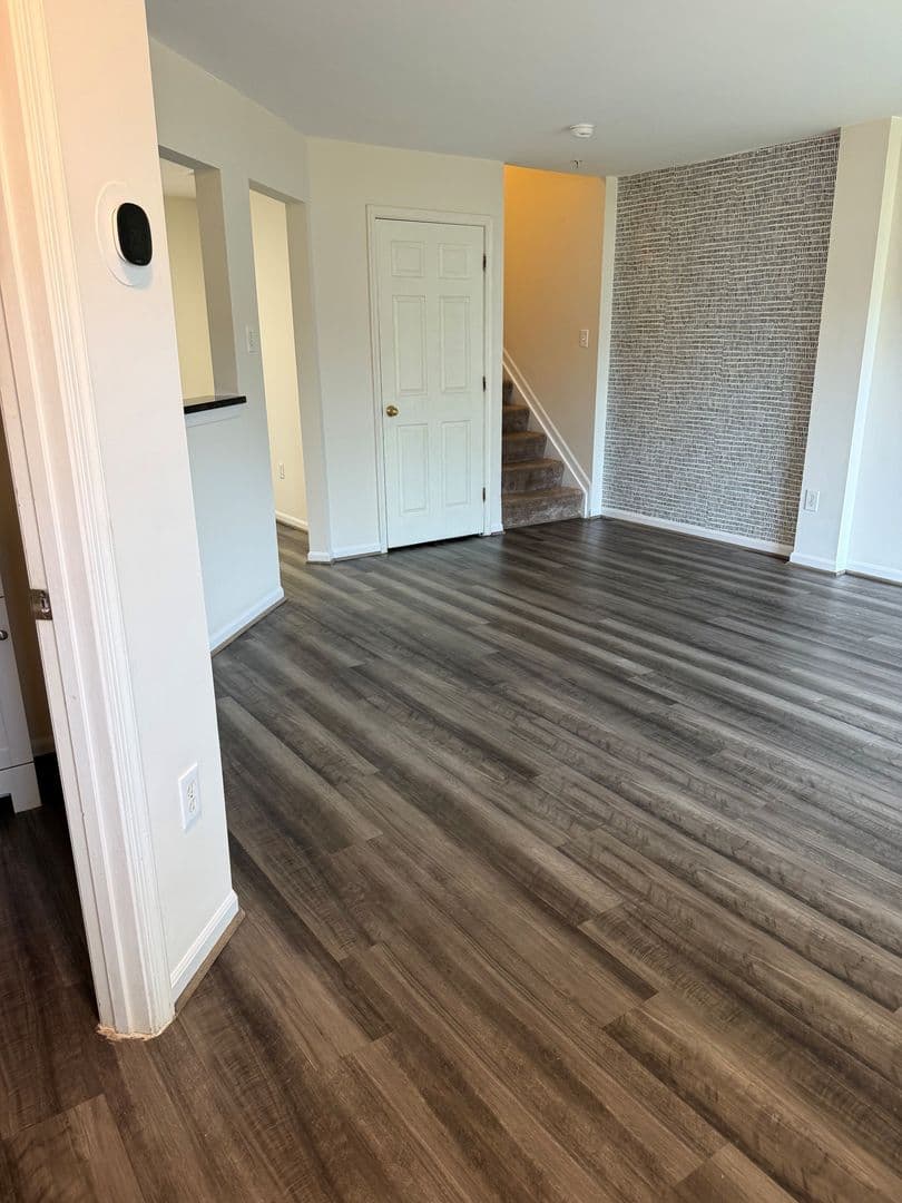Frederick Townhome: 5704 Duke Ct.