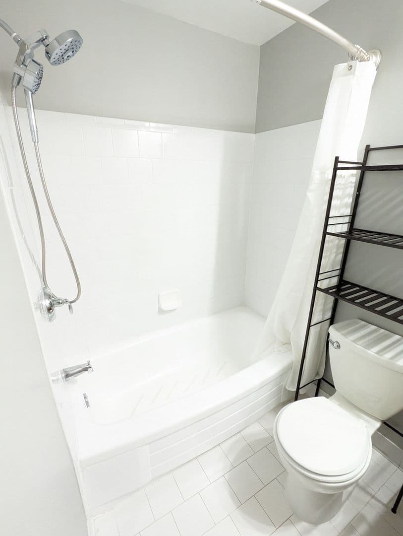 Frederick Condo: 501 Prospect Blvd. Unit 8A