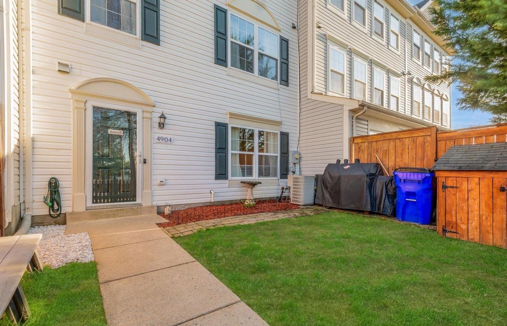 Frederick Townhome: 4904 Whitney Ter