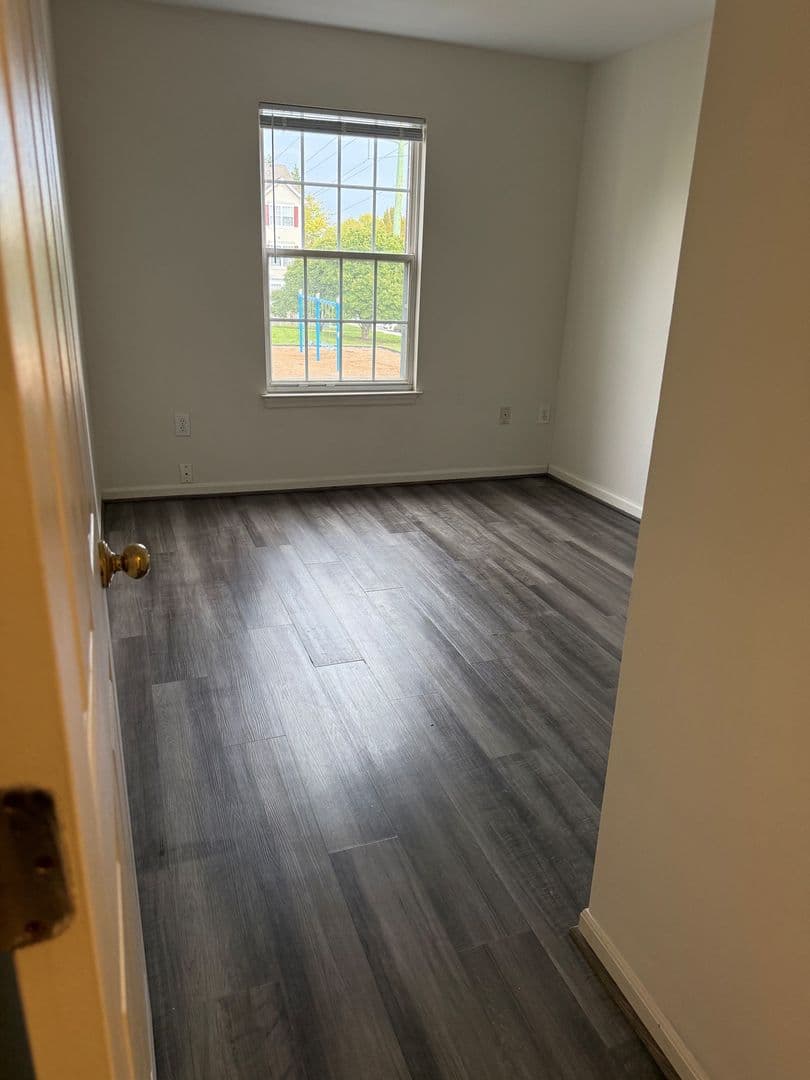 Frederick Townhome: 5704 Duke Ct.
