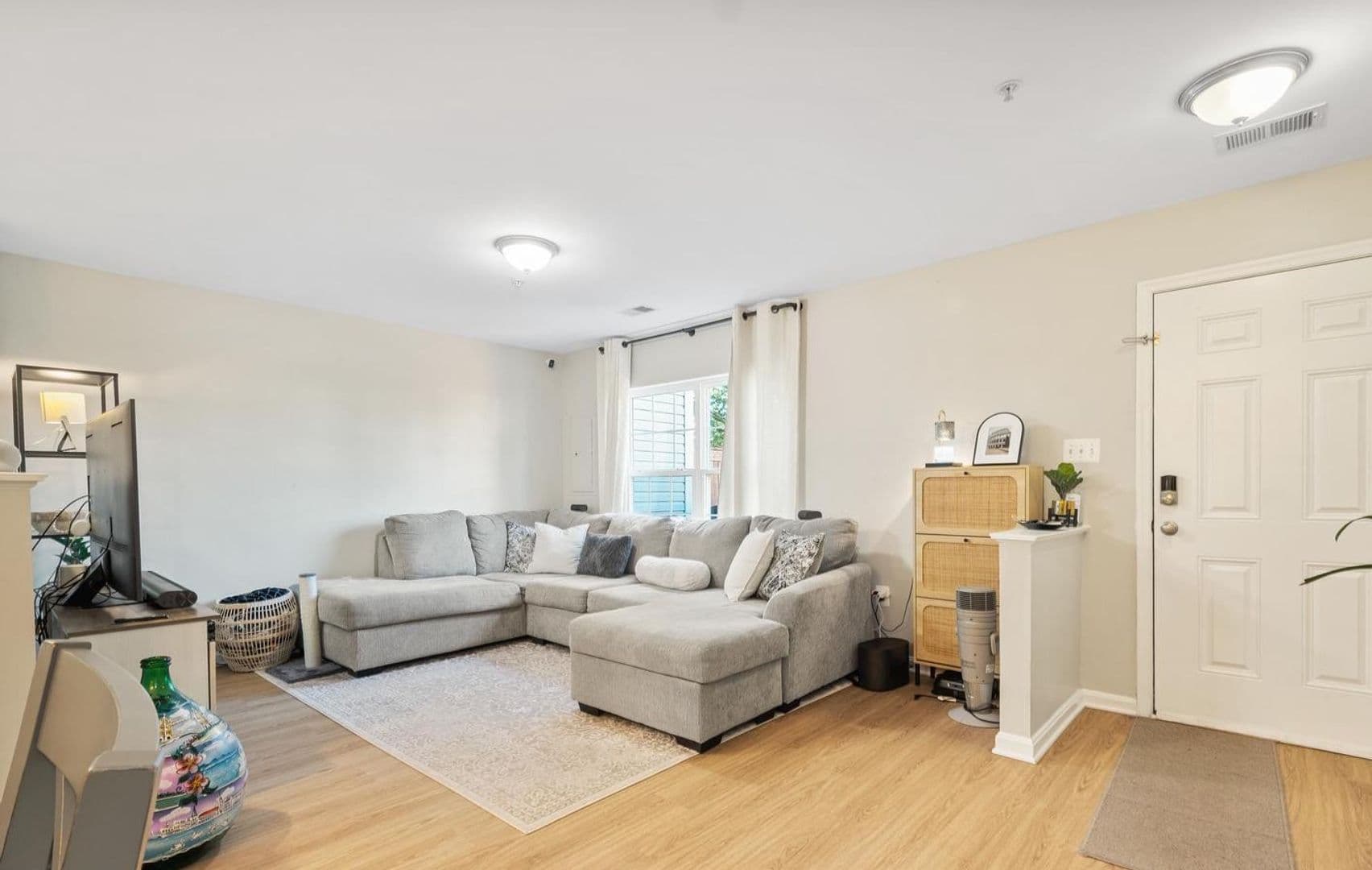 Frederick Townhome: 4904 Whitney Ter