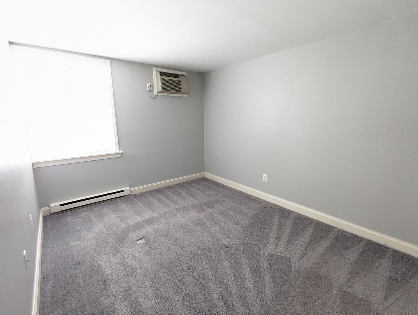 Frederick Condo: 501 Prospect Blvd. Unit 8A