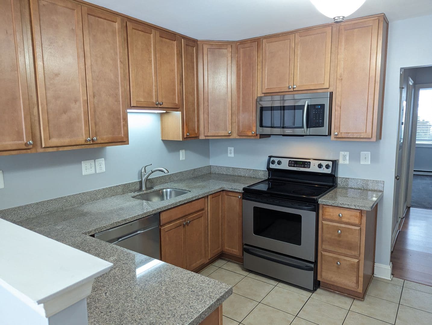 Frederick Condo: 501 Prospect Blvd. Unit 8A