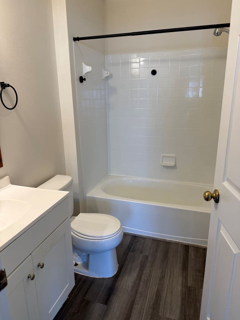 Frederick Townhome: 5704 Duke Ct.