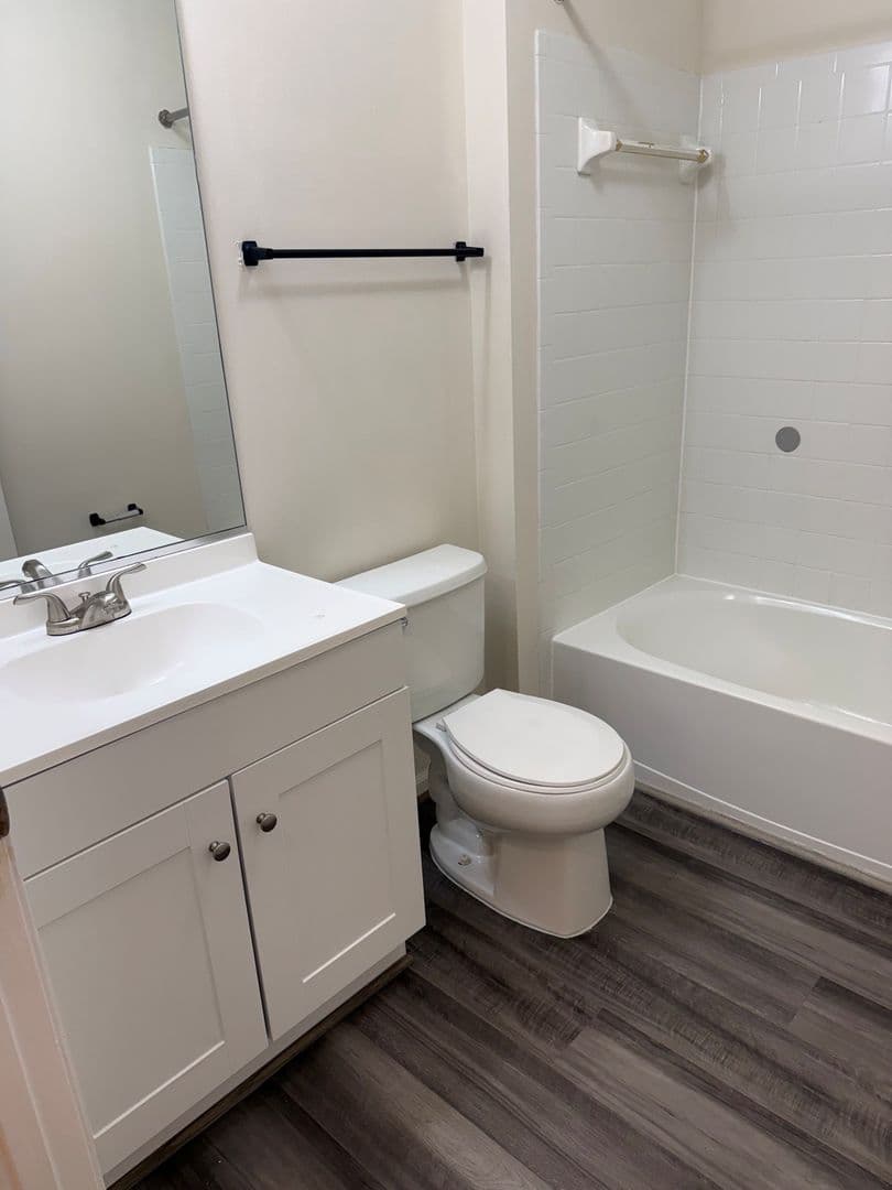 Frederick Townhome: 5704 Duke Ct.