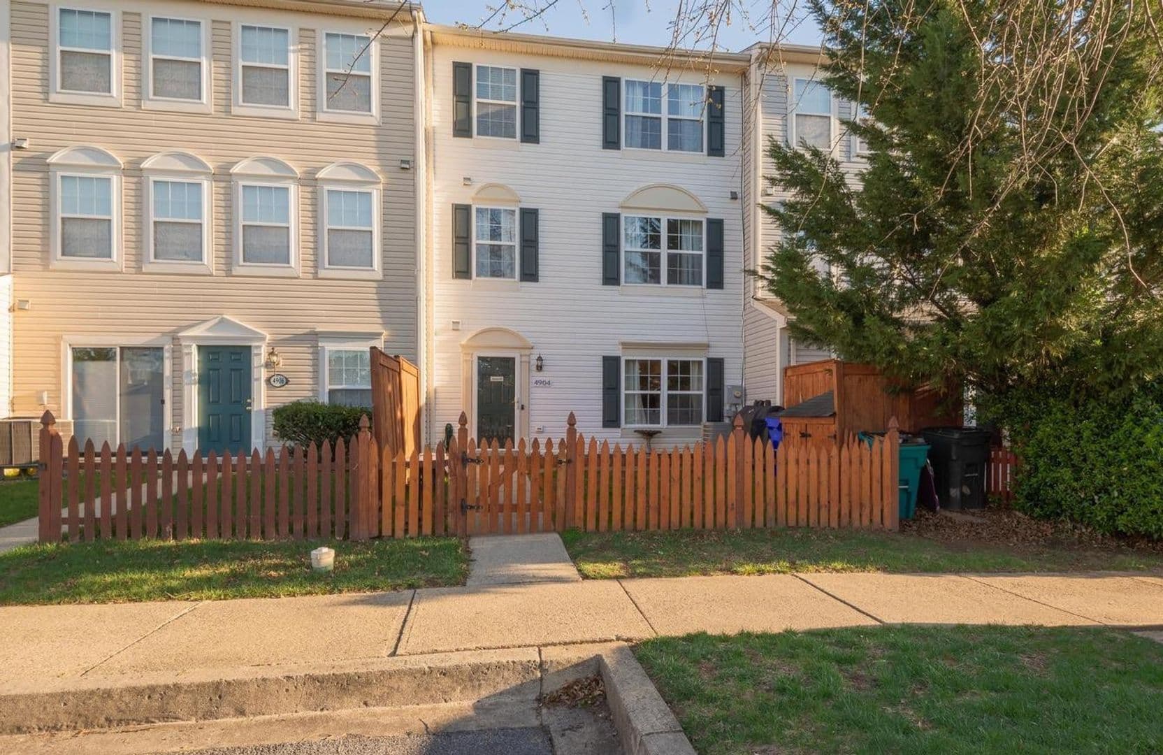 Frederick Townhome: 4904 Whitney Ter