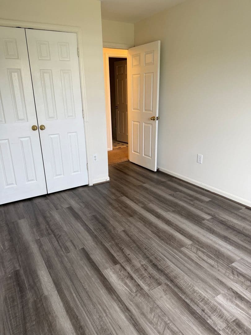Frederick Townhome: 5704 Duke Ct.