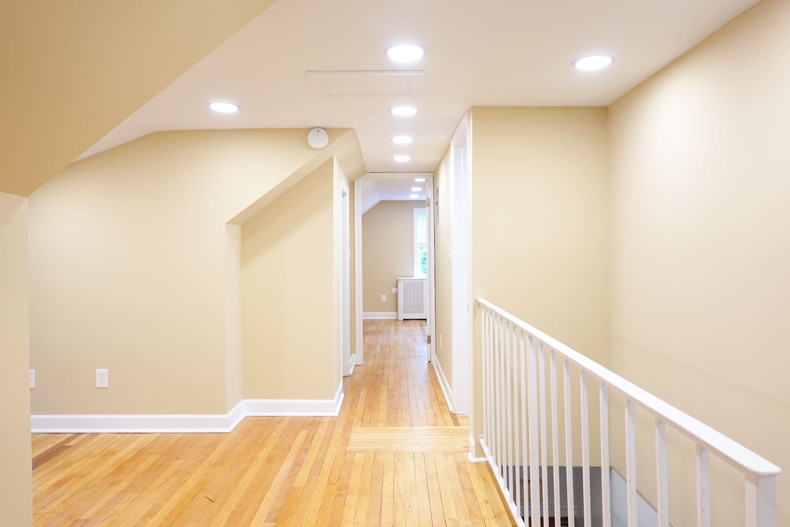 Takoma Park Apartment: 8220 Greenwood Ave