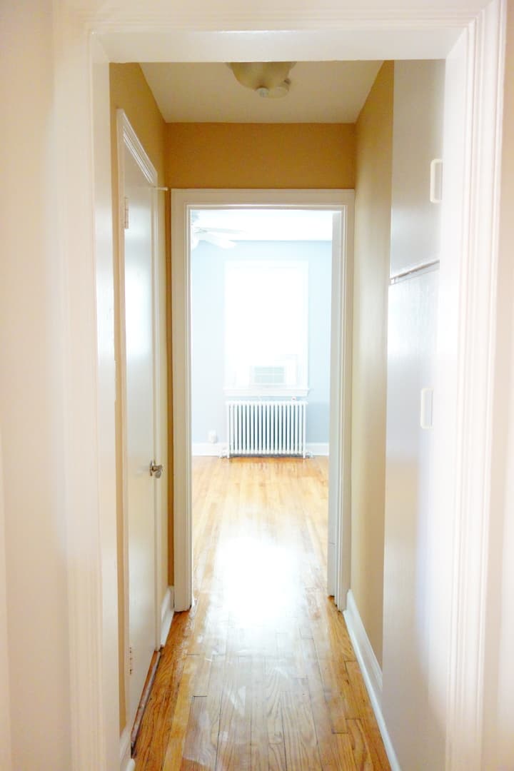 Takoma Park Apartment: 8105 Greenwood Ave