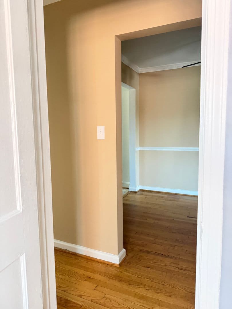 Silver Spring Apartment: 8705 Plymouth St