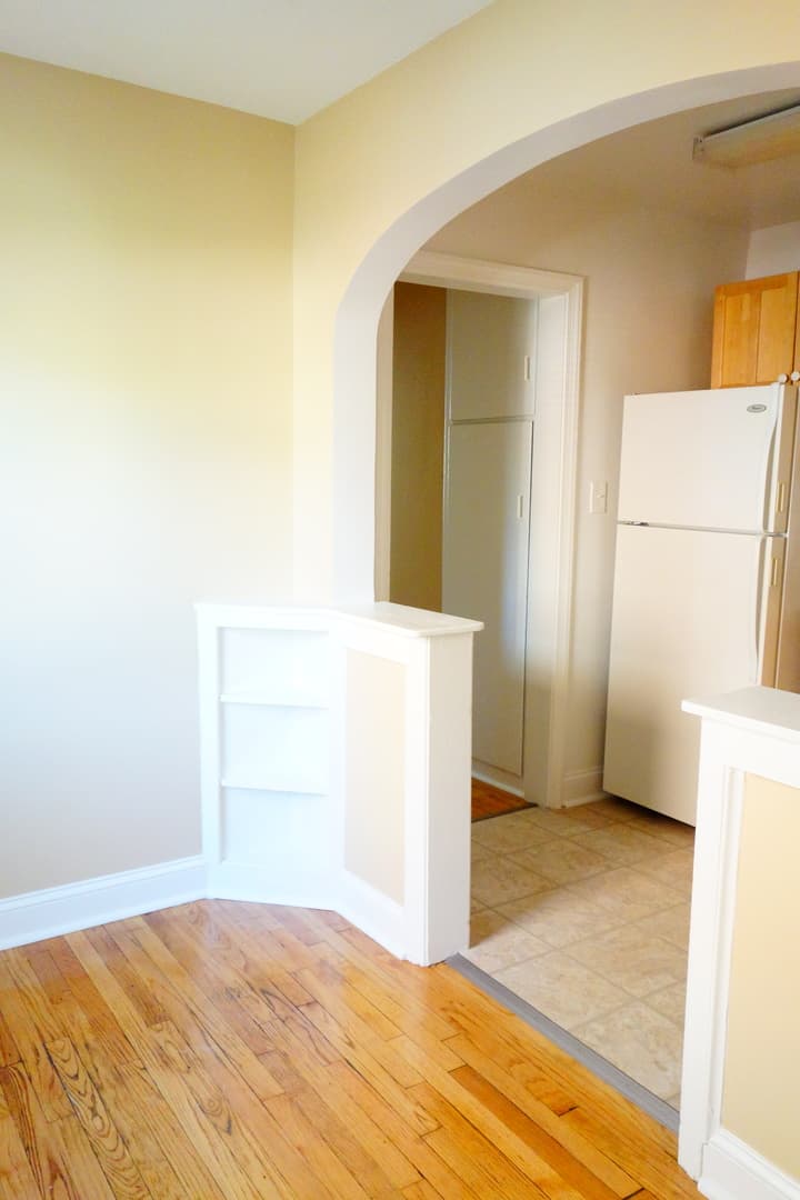 Takoma Park Apartment: 8105 Greenwood Ave