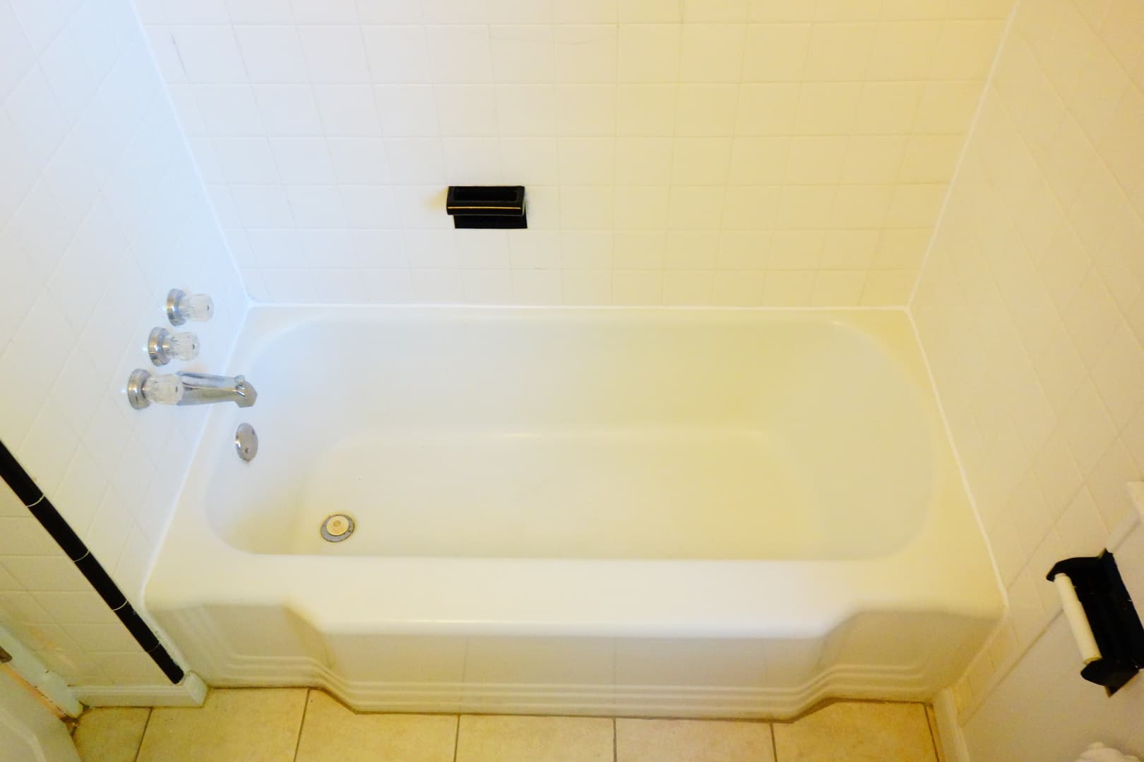 Takoma Park Apartment: 8400 Greenwood Ave