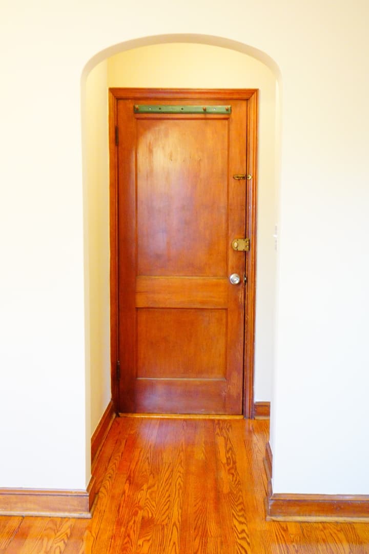 Takoma Park Apartment: 806 Houston Ave