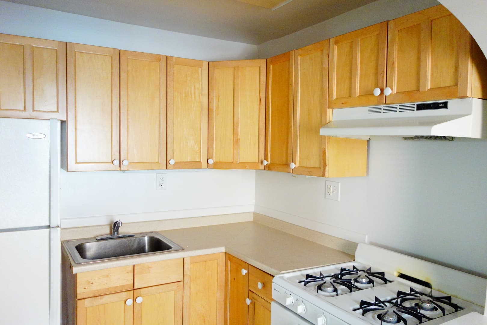 Takoma Park Apartment: 8105 Greenwood Ave
