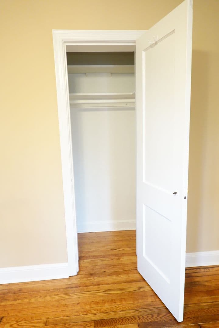 Takoma Park Apartment: 8310 Garland Ave