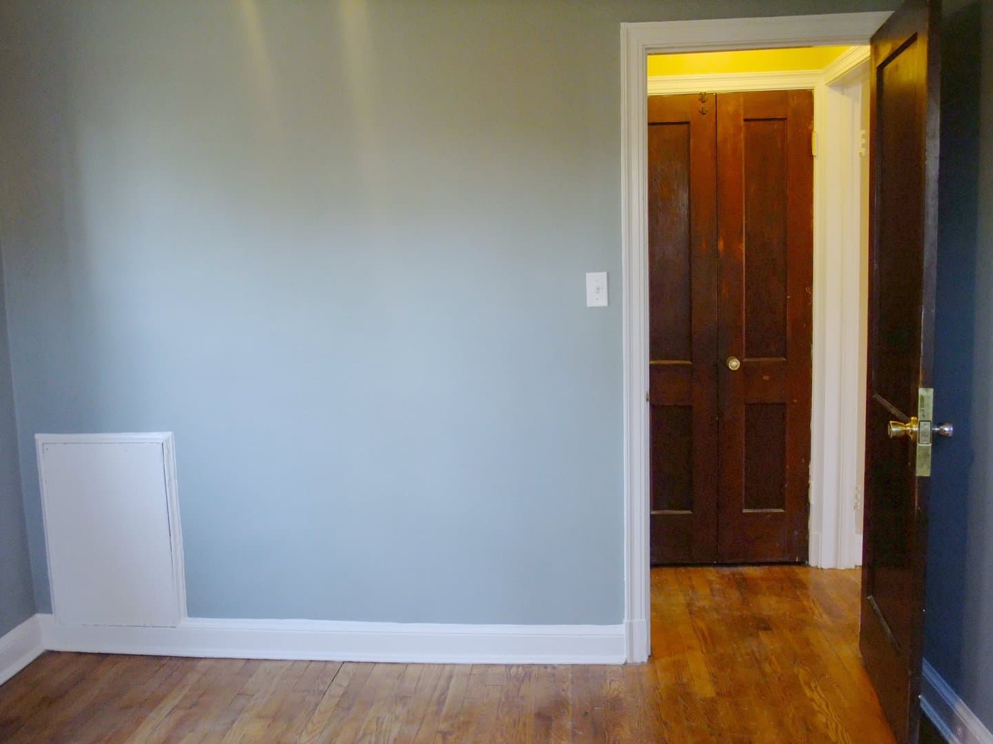 Takoma Park Apartment: 907 Wabash Ave