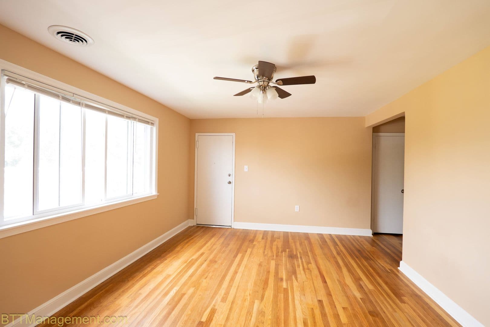 Silver Spring Apartment: 8805 Plymouth St