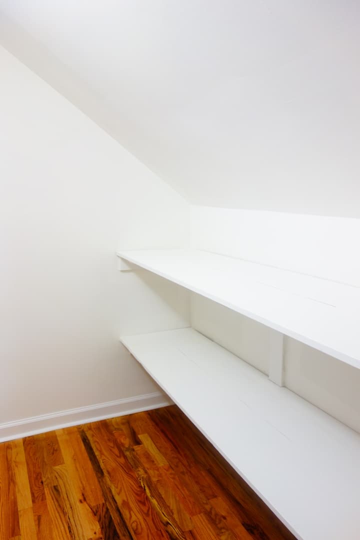Takoma Park Apartment: 8401 Flower Ave