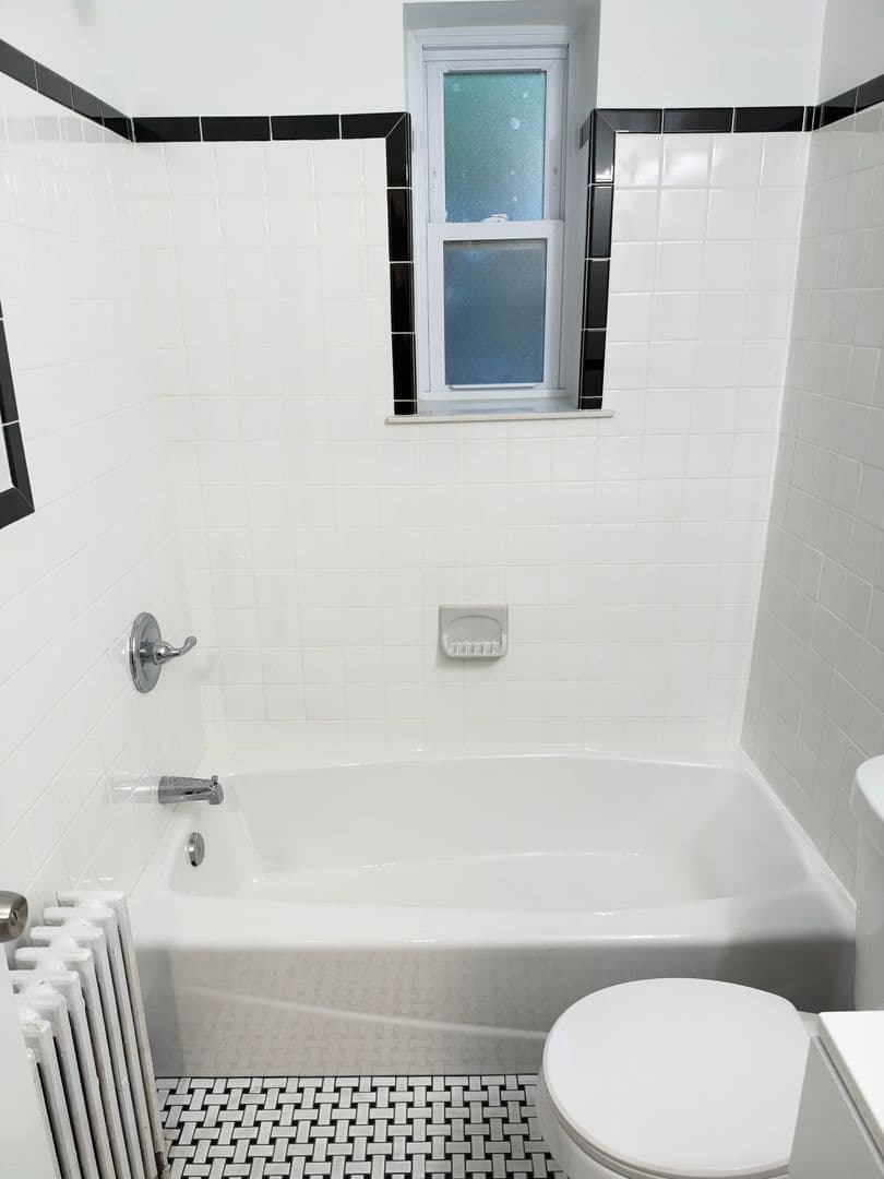 Silver Spring Apartment: 8807 Plymouth St