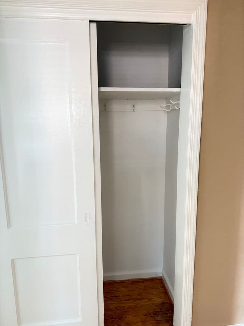 Silver Spring Apartment: 8705 Plymouth St