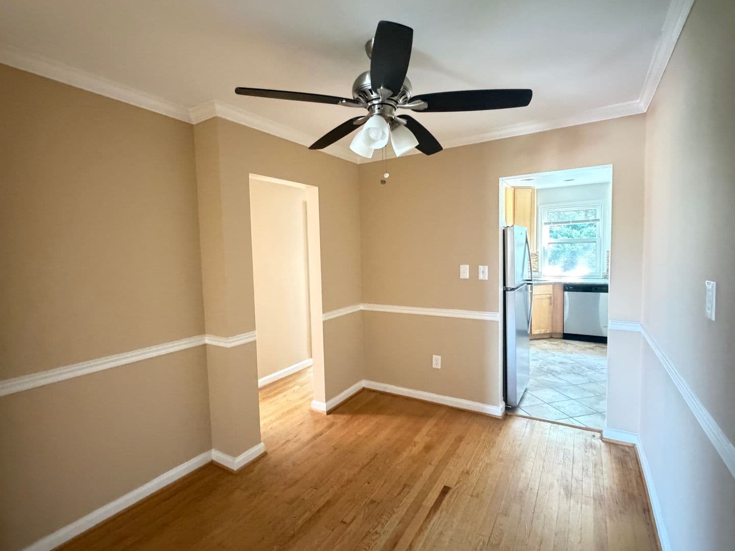 Silver Spring Apartment: 8705 Plymouth St