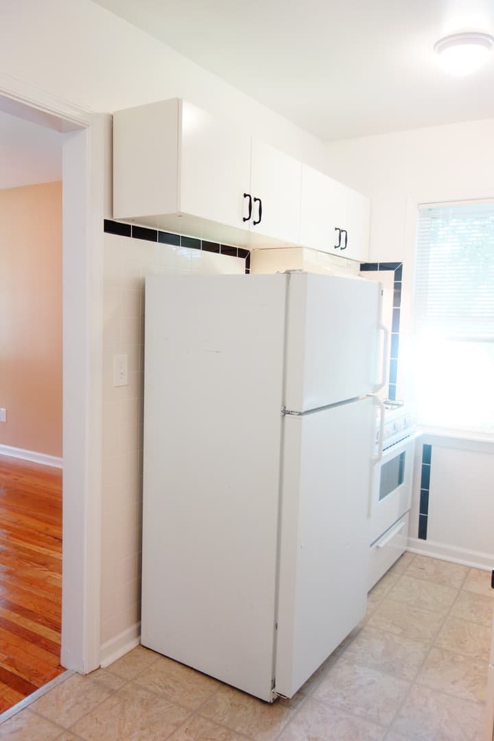 Takoma Park Apartment: 8401 Flower Ave