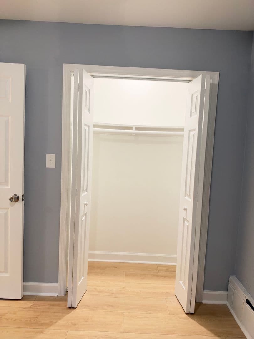 Silver Spring Apartment: 8807 Plymouth St