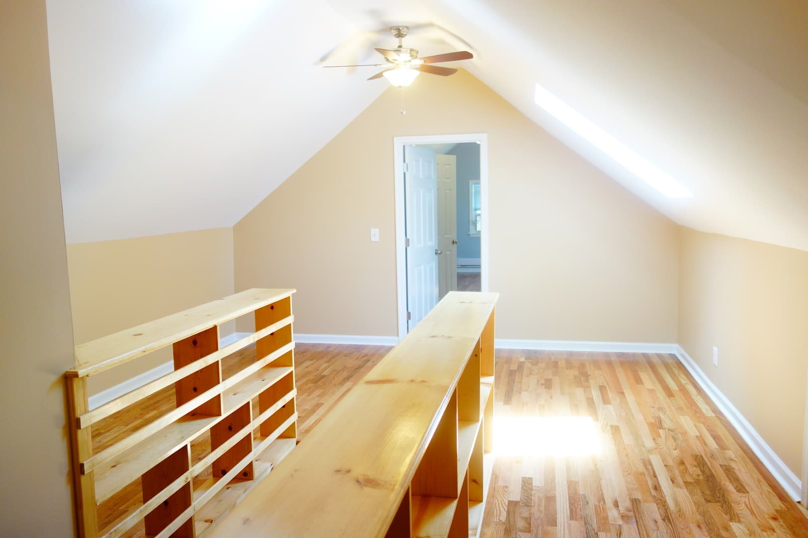 Takoma Park Apartment: 8401 Flower Ave