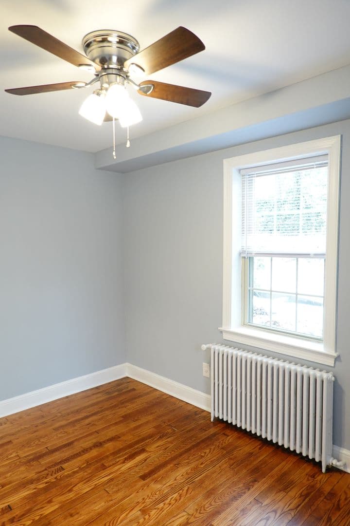Takoma Park Apartment: 8310 Garland Ave
