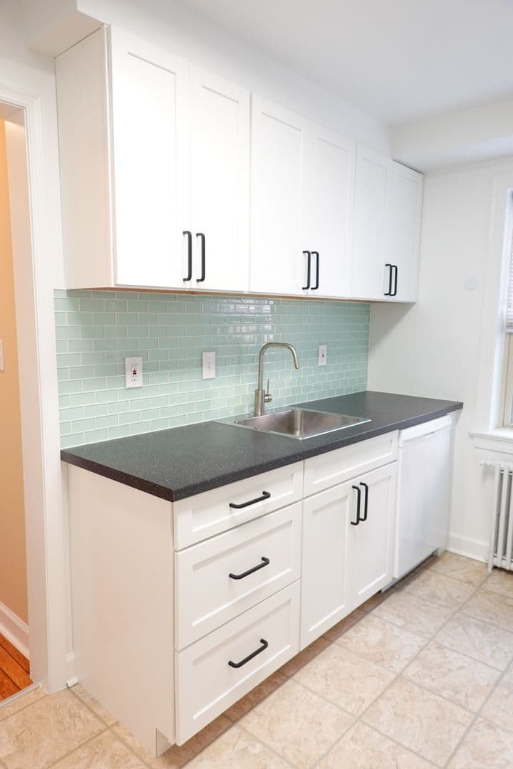 Takoma Park Apartment: 8310 Garland Ave