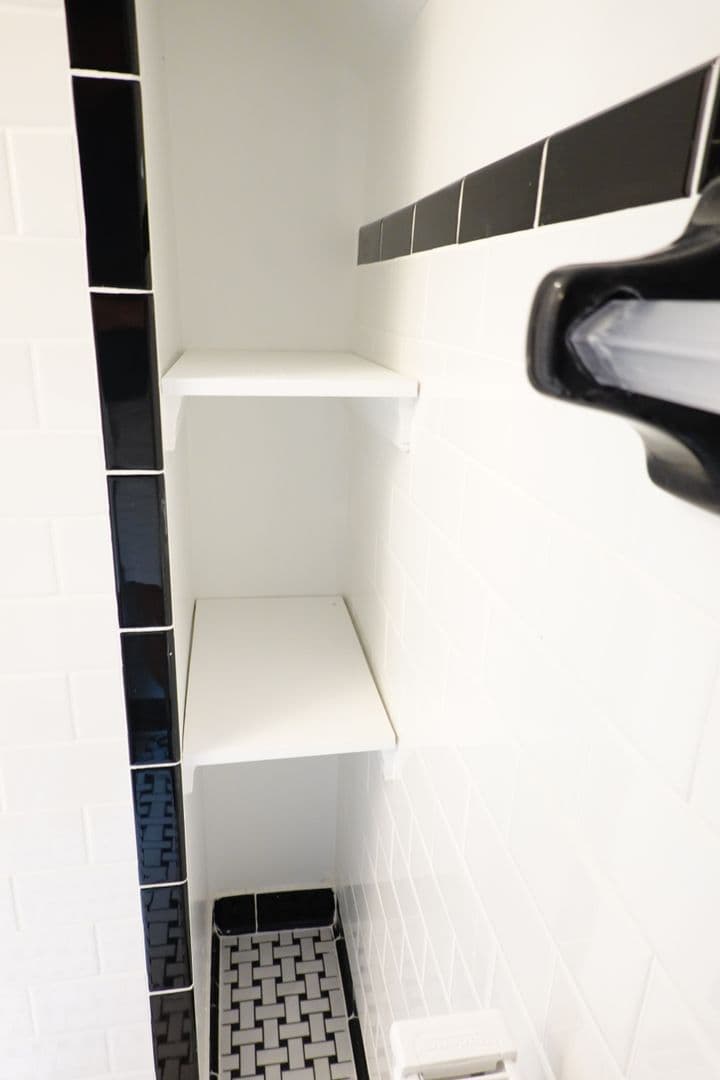 Takoma Park Apartment: 8220 Greenwood Ave