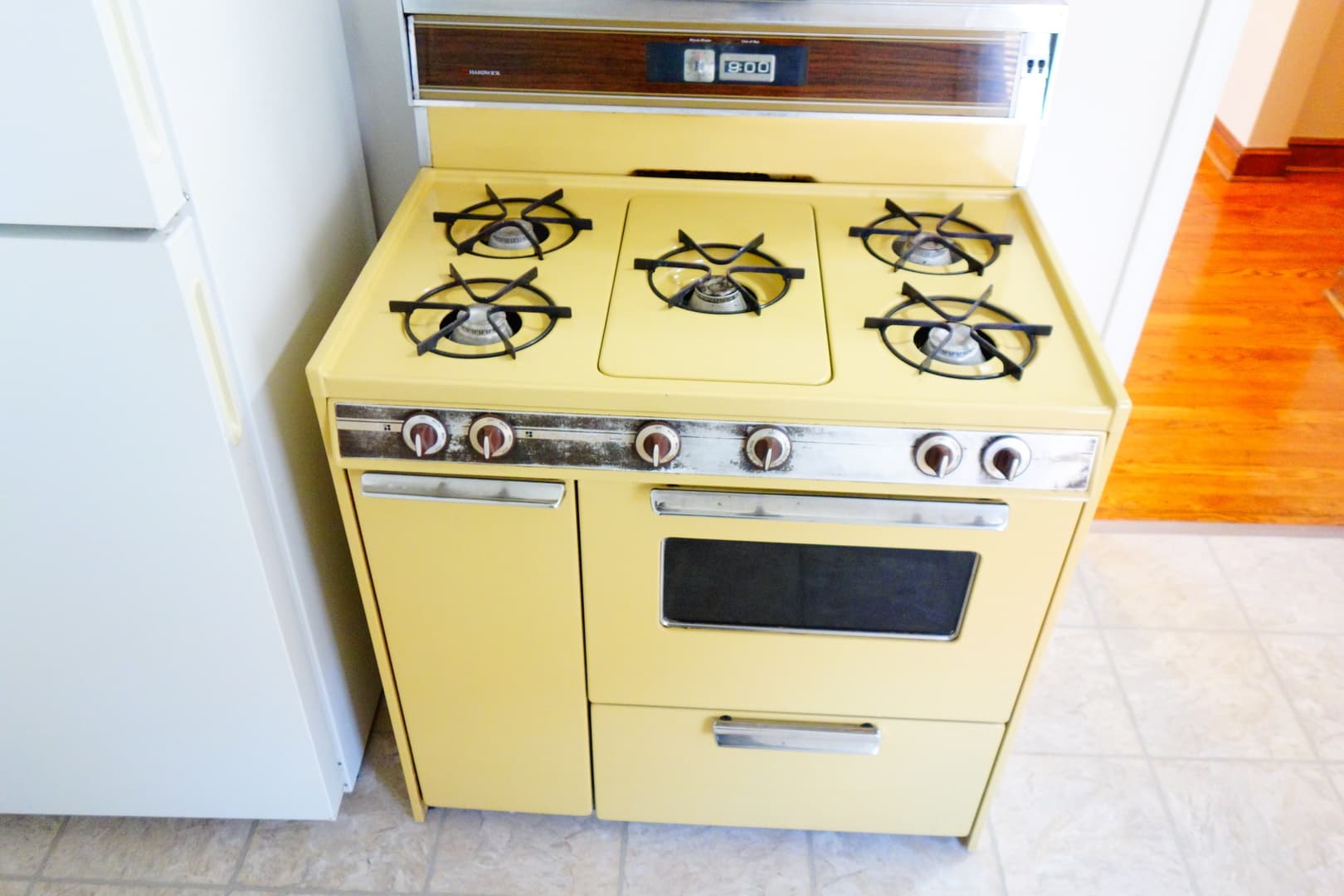 Takoma Park Apartment: 806 Houston Ave