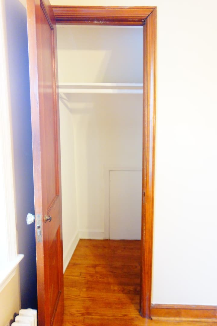 Takoma Park Apartment: 806 Houston Ave