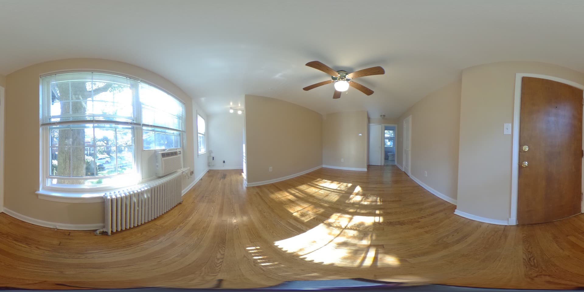 Takoma Park Apartment: 8400 Greenwood Ave