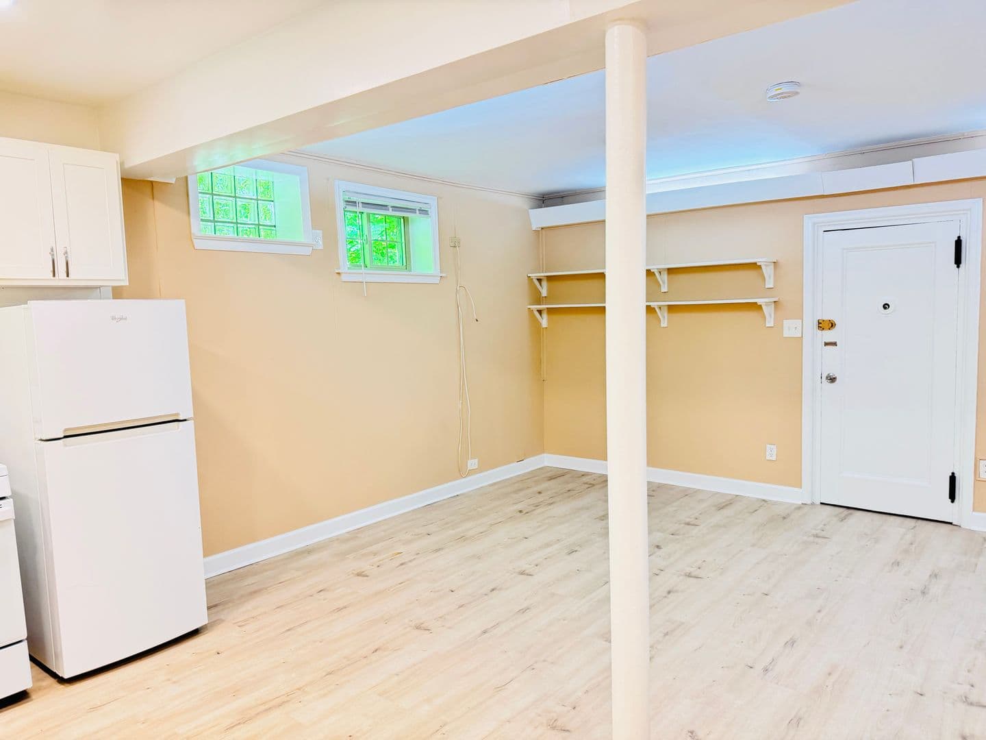 Silver Spring Apartment: 8715 Plymouth St