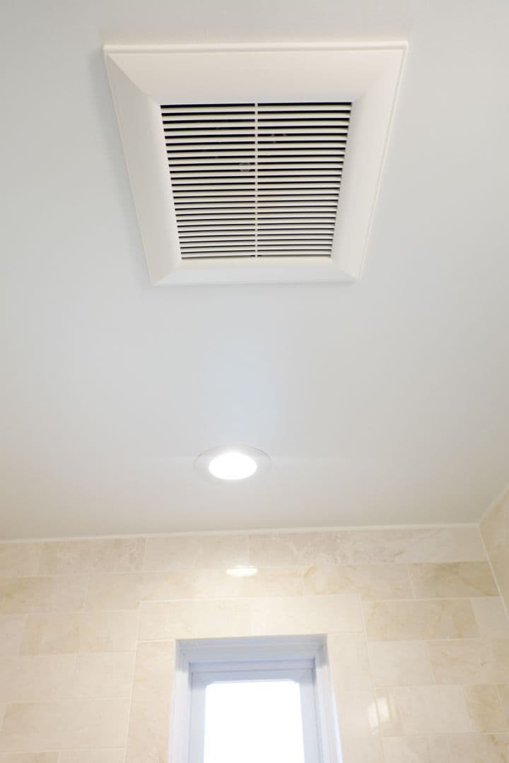 Silver Spring Apartment: 8802 Plymouth St