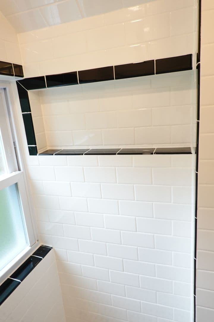 Takoma Park Apartment: 8220 Greenwood Ave