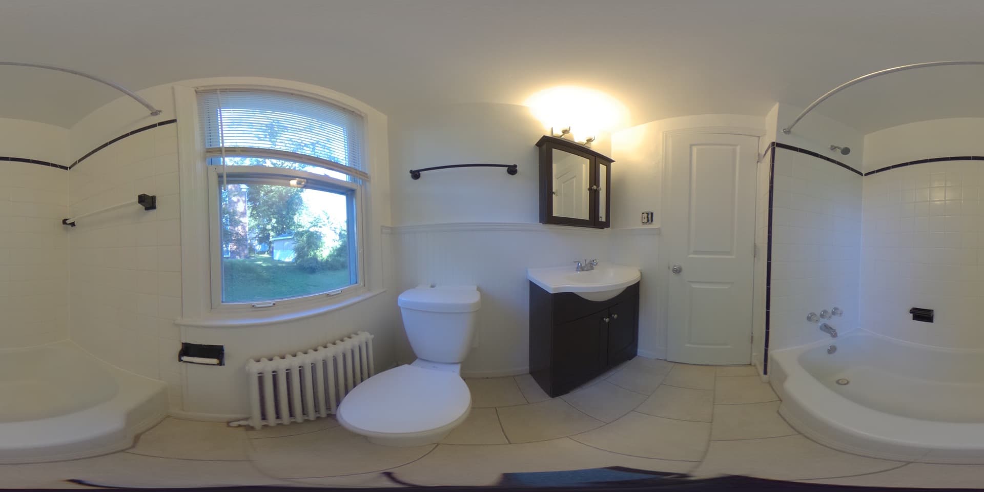 Takoma Park Apartment: 8400 Greenwood Ave