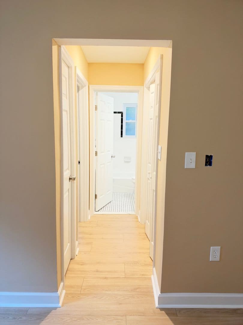 Silver Spring Apartment: 8807 Plymouth St