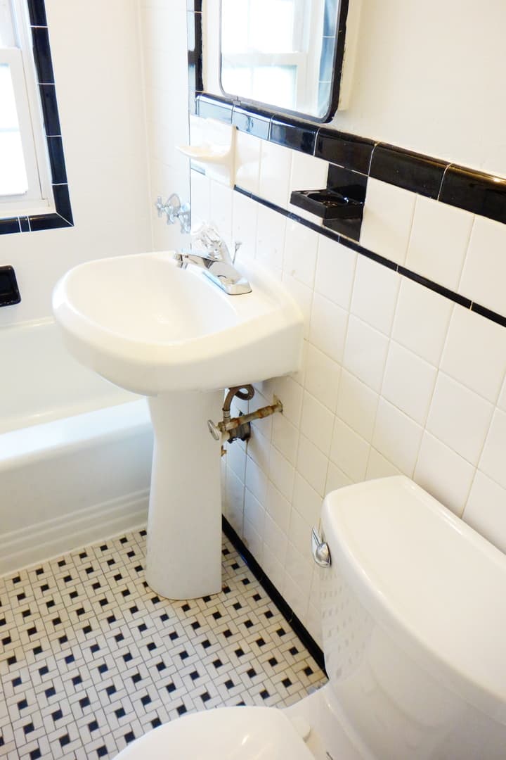 Takoma Park Apartment: 806 Houston Ave
