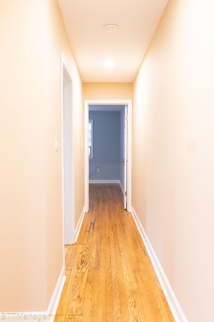 Silver Spring Apartment: 8712 Plymouth St