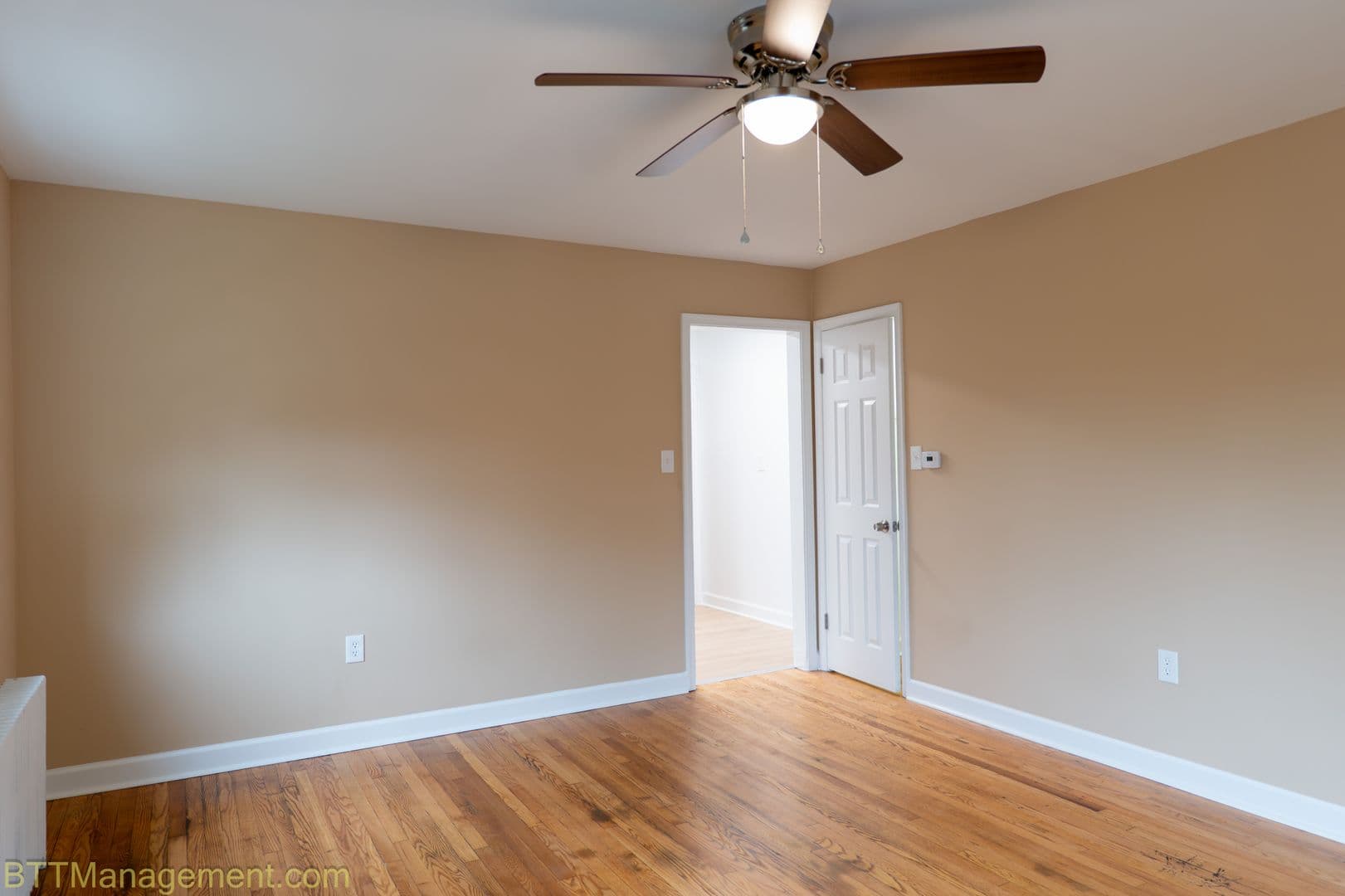 Silver Spring Apartment: 8712 Plymouth St