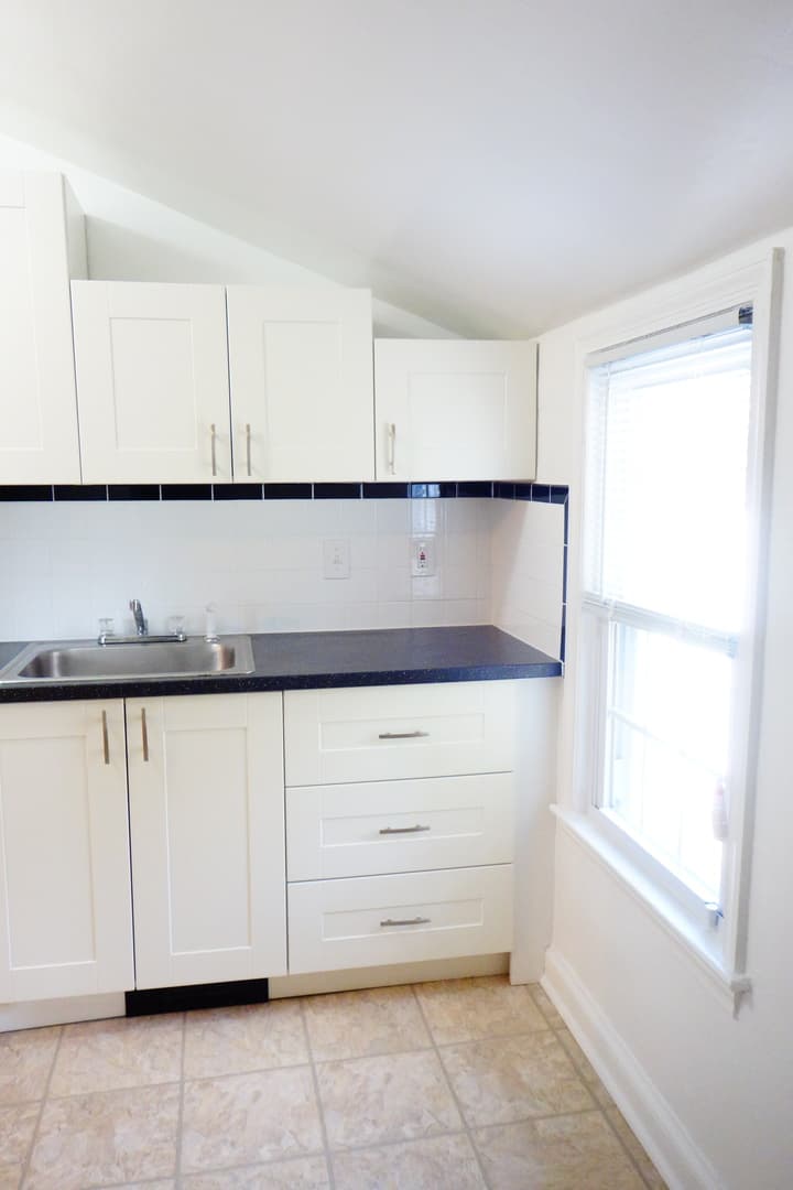 Takoma Park Apartment: 806 Houston Ave