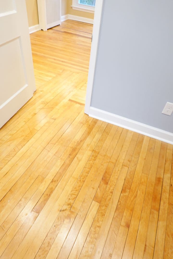 Takoma Park Apartment: 8220 Greenwood Ave