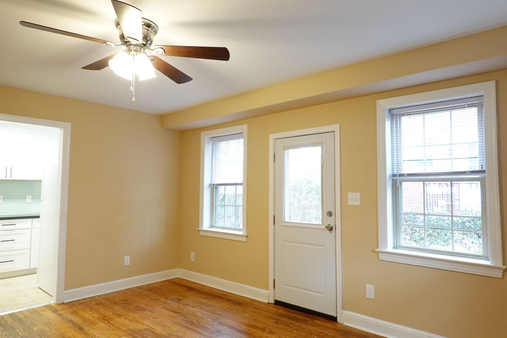 Takoma Park Apartment: 8310 Garland Ave